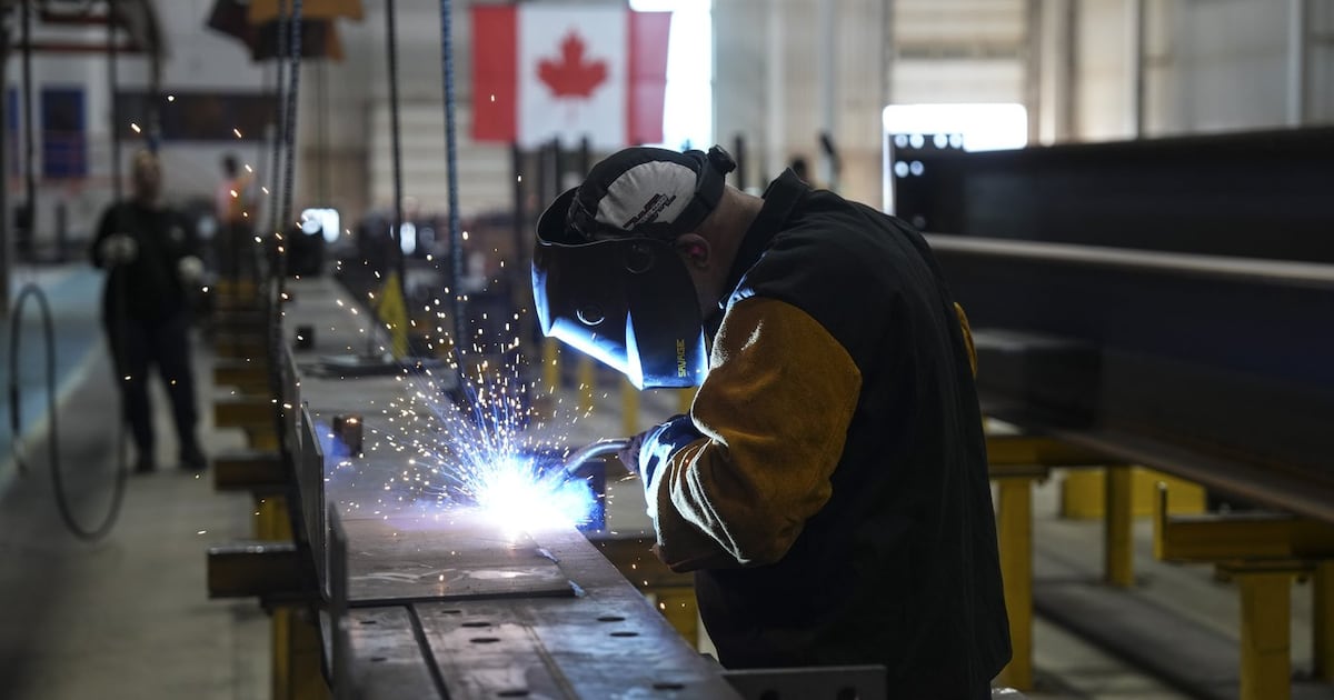 Economy sheds 42,000 jobs