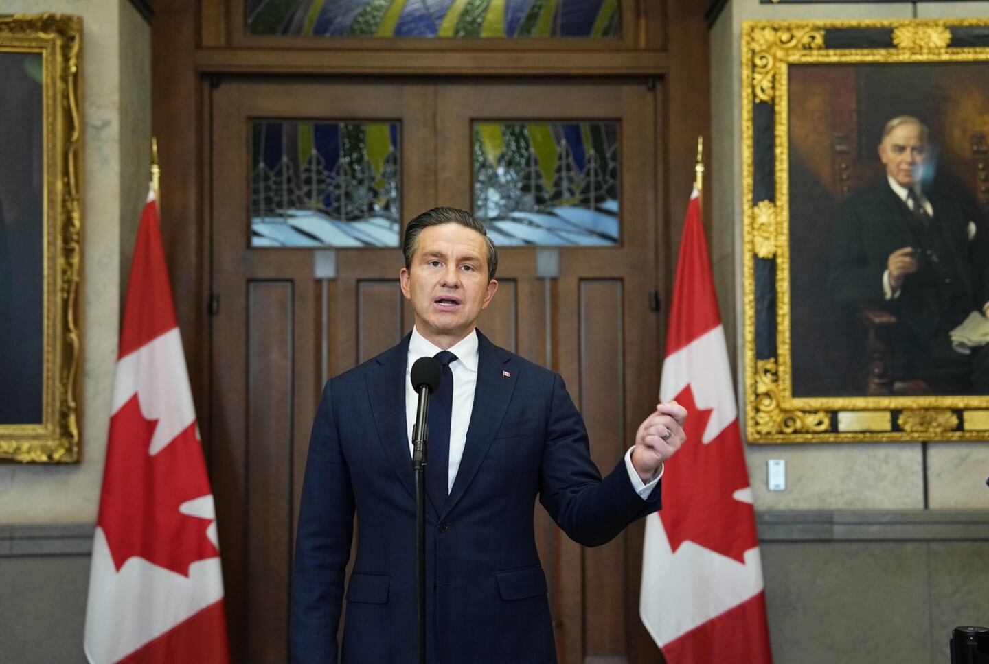 Federal budget: finance minister unveils date