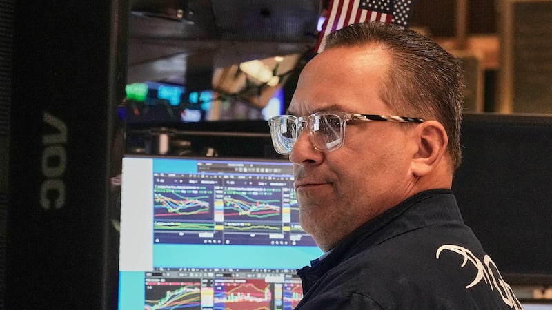 Market Outlook: AI earnings momentum offsets rising oil risks