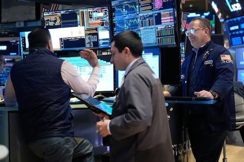 U.S. stocks edge higher following the latest U-turn for oil prices