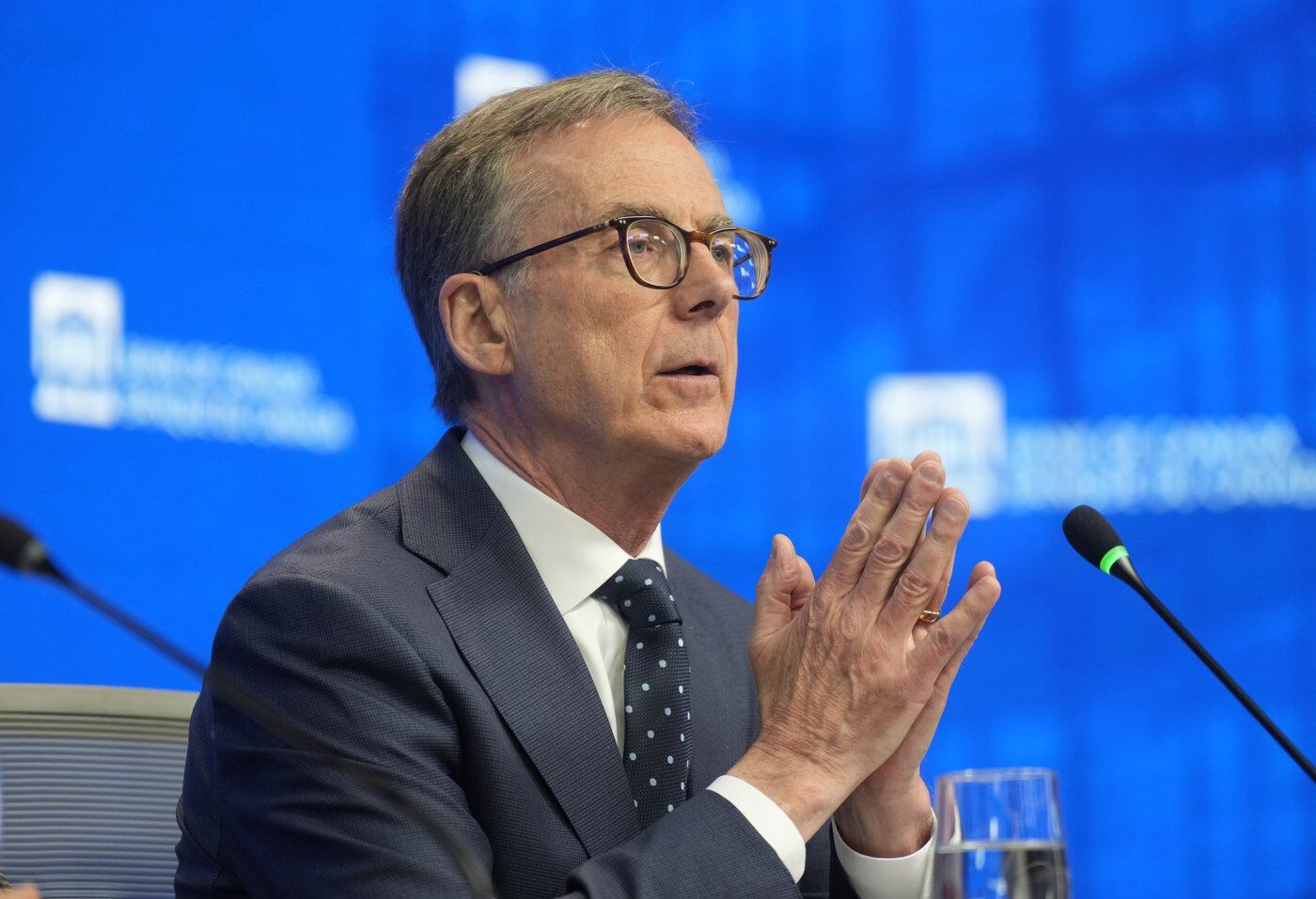 Bank of Canada Governor Defends Use of Replacement Workers During Strike