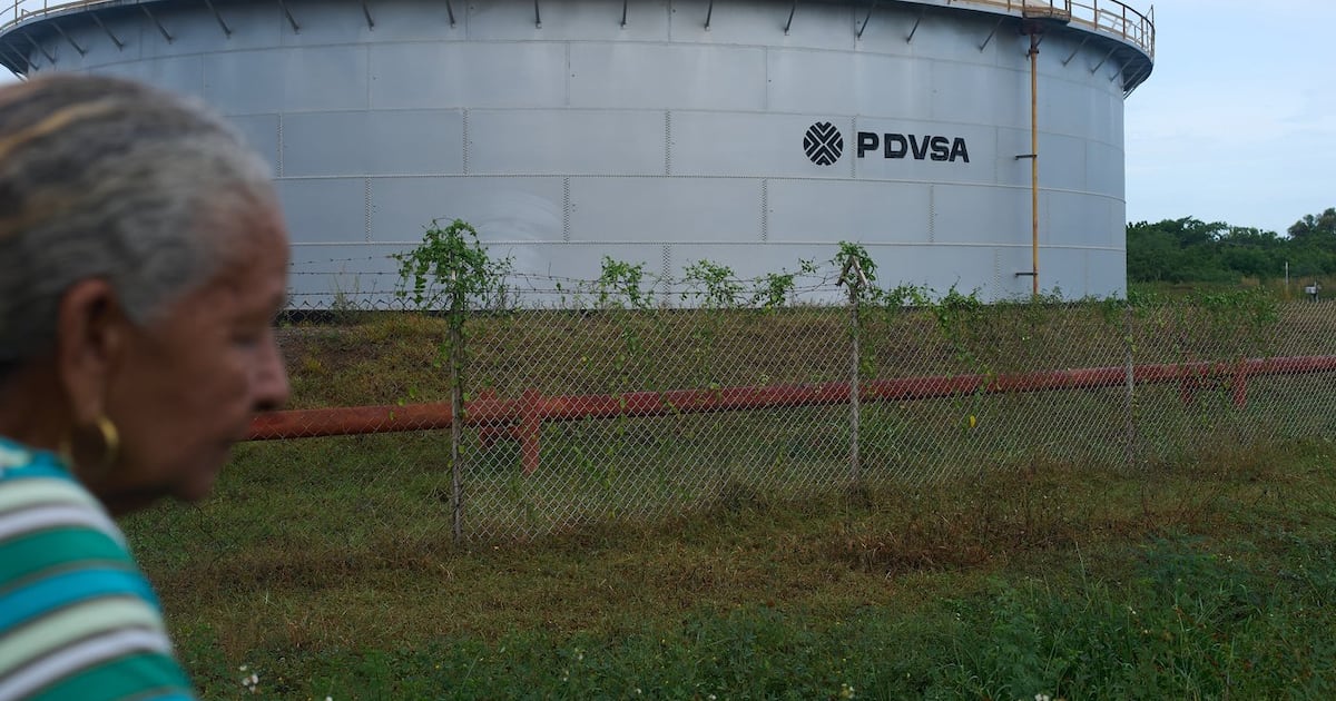 U.S. oil giant Chevron confirms it will expand operations in Venezuela