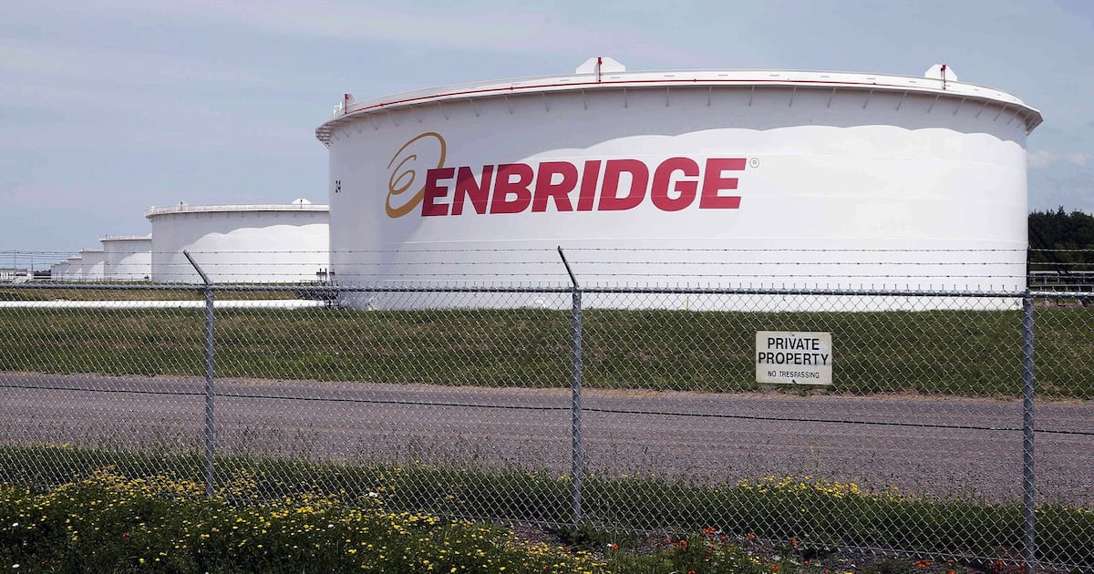 Pipeline operator Enbridge forecasts higher profit Pipeline operator Enbridge forecasts higher profit