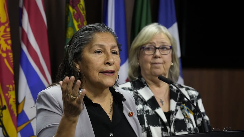 Looser federal rules on pesticides will erode Canada's trade access: senator