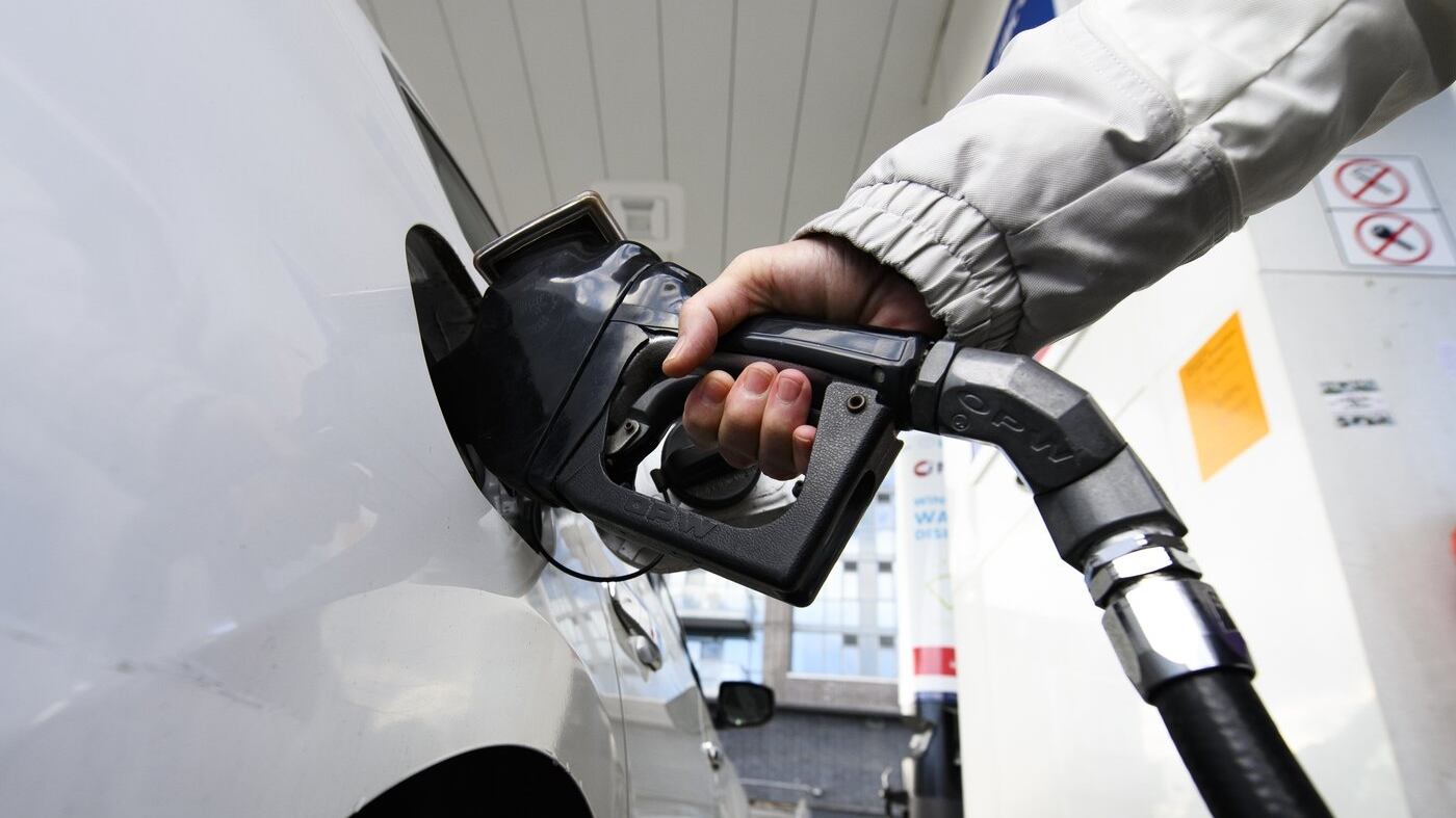 A person pumps gas at a gas station in Mississauga, Ont., Tuesday, Feb. 13, 2024. THE CANADIAN PRESS/Christopher Katsarov