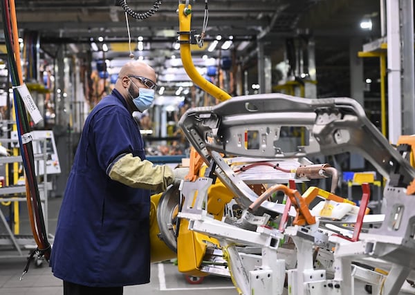Union says GM plans to cut shift at Oshawa, Ont. plant, 700 jobs at stake