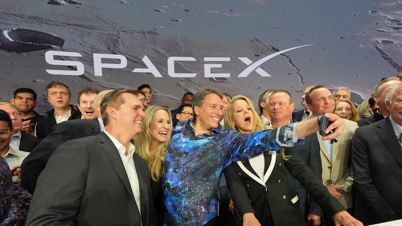 Investor Outlook: SpaceX trading debut sparks fresh valuation debate