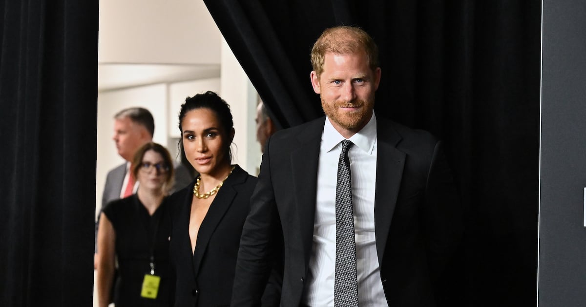 Prinz Harry und Meghan schließen sich der Forderung nach einem Verbot der ...