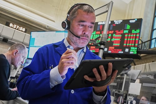 U.S. stocks fall further from their records after bond markets crank up the pressure
