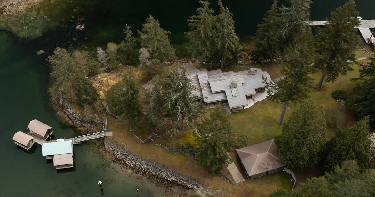 Private island off B.C.'s Sunshine Coast sells for record-breaking $13M