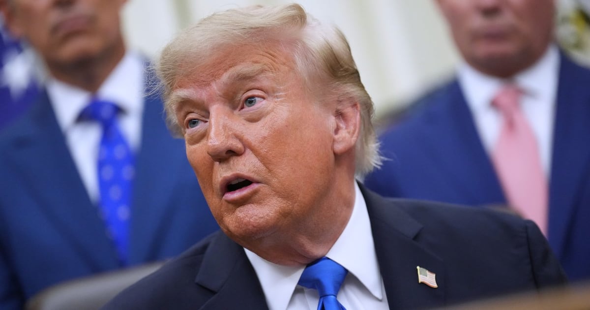 FACT FOCUS: Trump claims U.S. banks cannot operate in Canada. That's not true