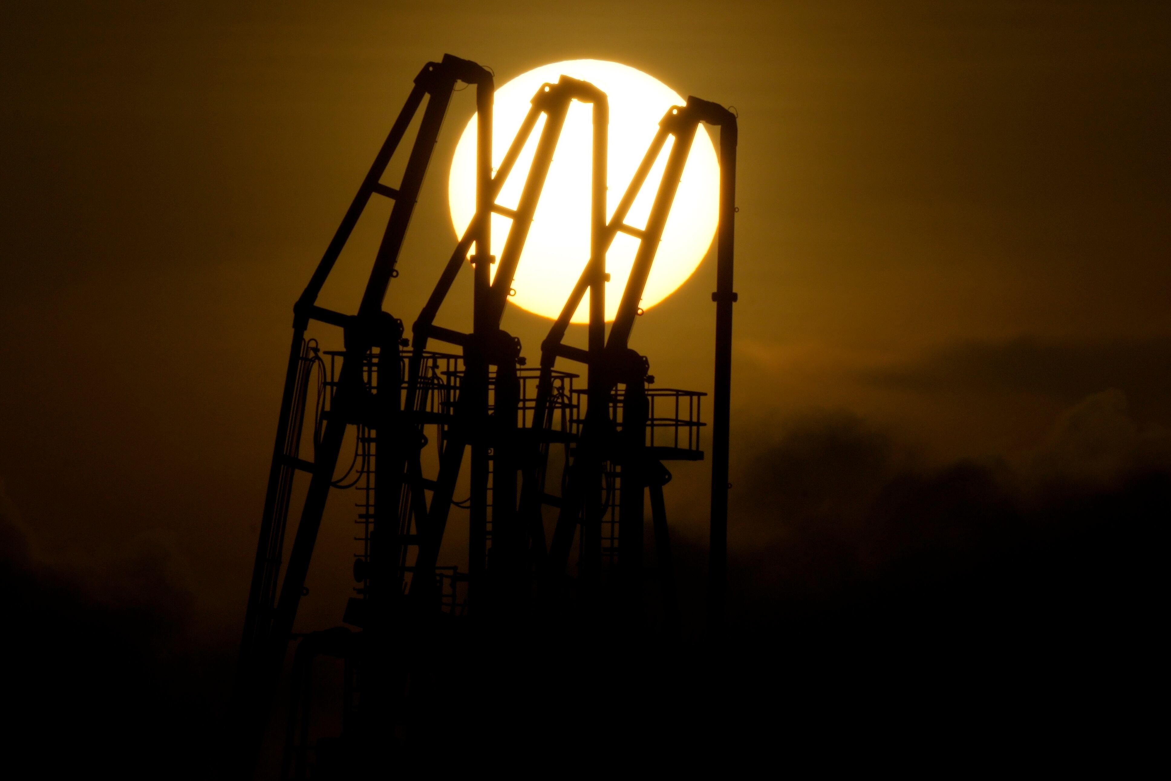 Energy, trade diversification front and centre in campaign