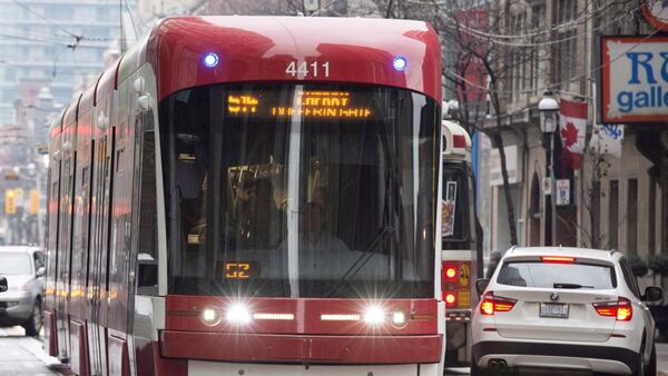 Toronto could unlock transit potential by revitalizing surface network: advocate
