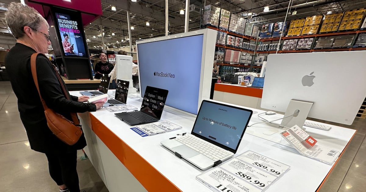 Massive AI buildout poses latest inflation threat as consumers pay more