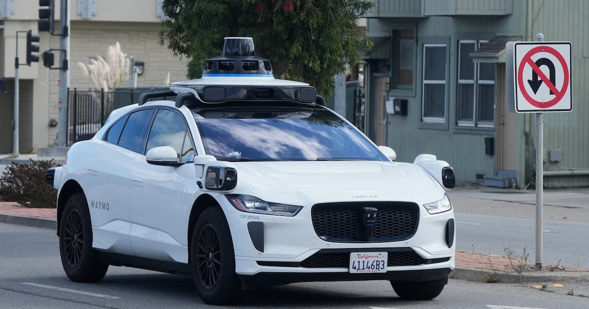 Waymo to test robotaxis in Toronto, aims for 2028 launch date