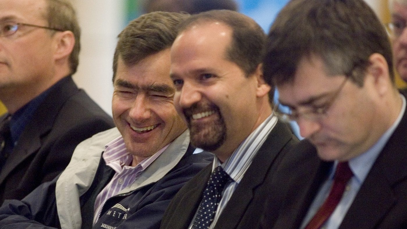 John Risley, second from left, shares a laugh with Brendan Paddick at Clearwater's annual meeting in Halifax on Tuesday, May 15, 2007. (CP PHOTO/ANDREW VAUGHAN)