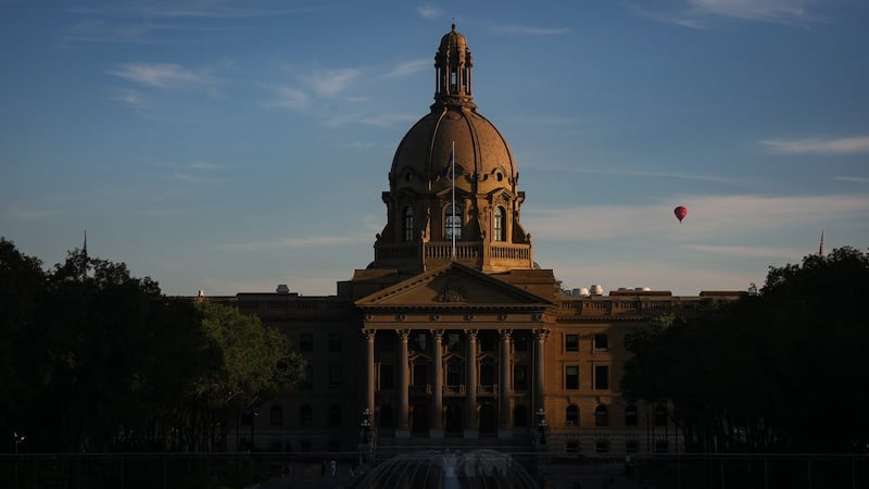 Alberta, Sask. politicians head to the U.S. for conference, trade advocacy