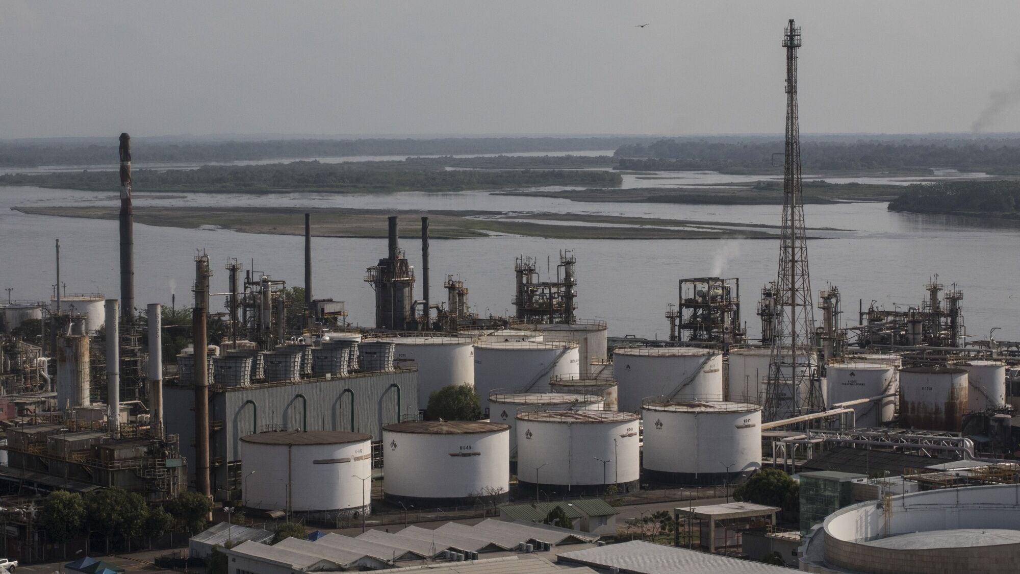 Ecopetrol Secures Six-Year Labor Deal with Oil Workers Union