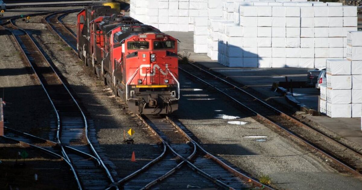 CN Rail faces scrutiny over wildfire train cab incident