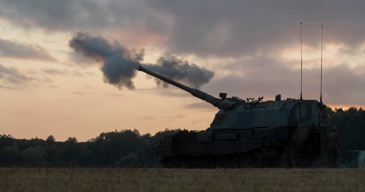 Canada to buy nearly $2-billion in armored vehicles