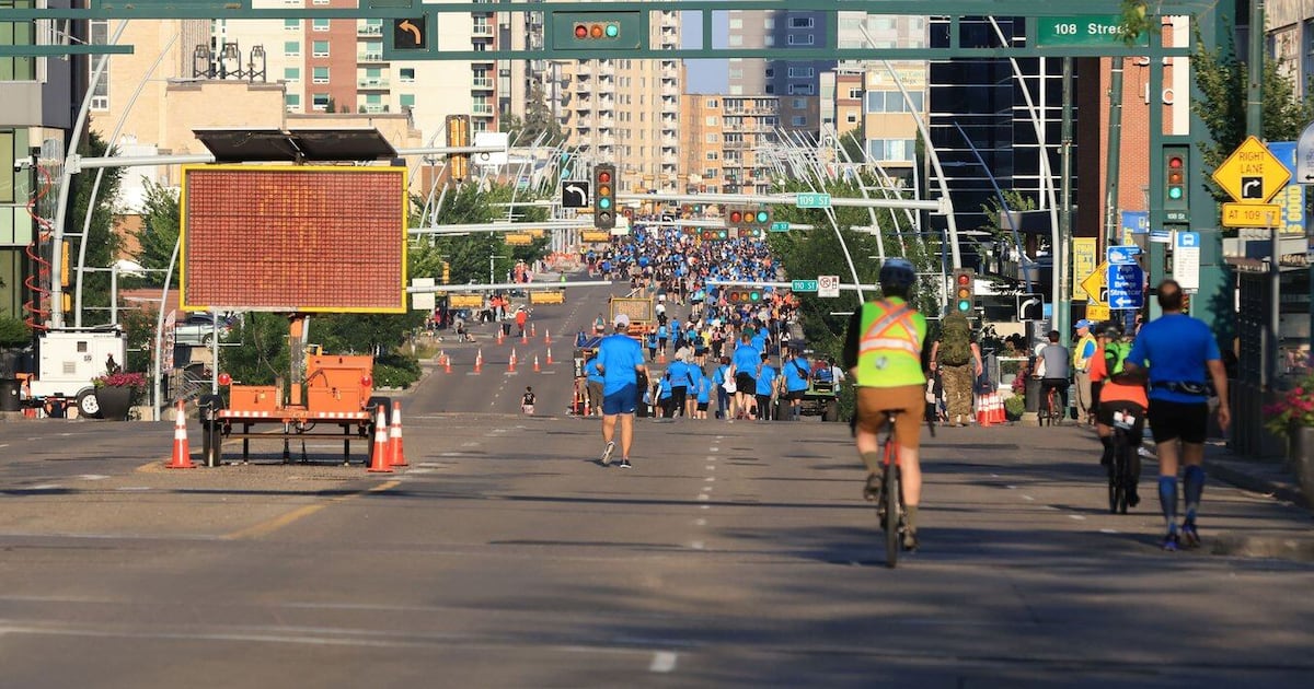 CTV National News: Edmonton marathon runners forced to go the 'extra ...