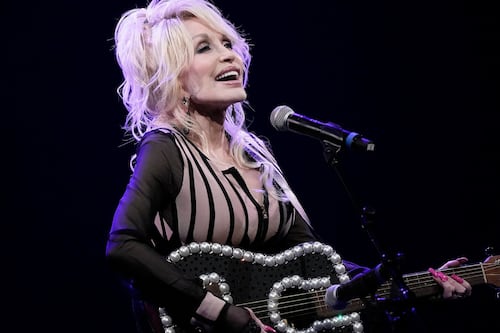 Music icon Dolly Parton dead at 80