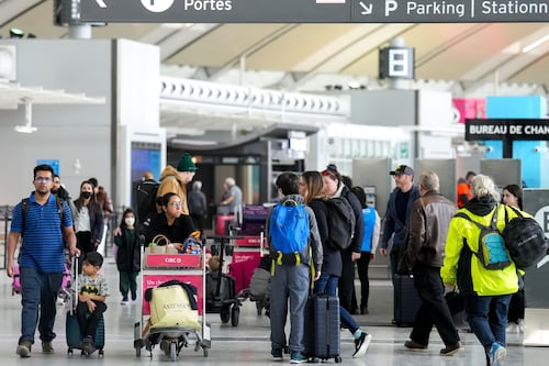 What would it mean for Canada’s major airports to be privately operated?