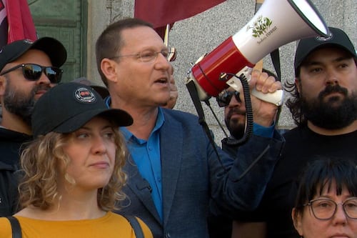 ‘This is no small strike, and this is no small moment’: NDP leader decries ‘draconian’ omnibus bill